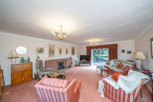 LOUNGE- click for photo gallery